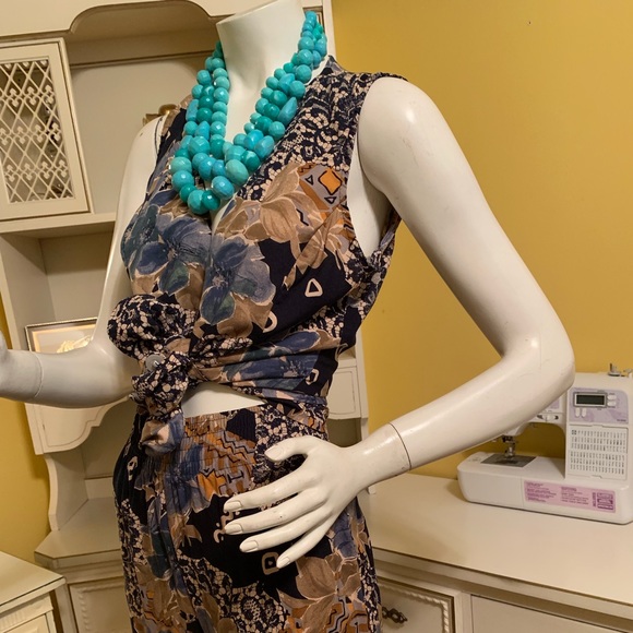 Vintage Paul Harris pant suit. - Picture 8 of 8